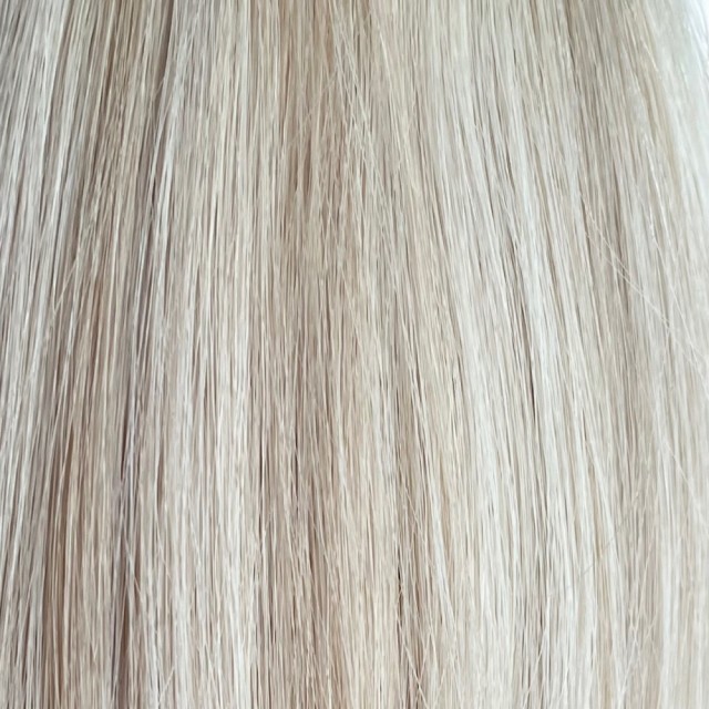 68/59 Ice Blonde Swirl 60 cm