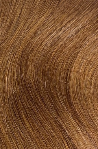 Indisk Tempelhår Tape Extensions selges i pakker av 10 festen som utgjør 5 sandwiches. Festene er 3 cm brede og 0,5 cm i høyden. Leveres i lengdene 25, 35, 45, 55cm. Håret er Double Drawn